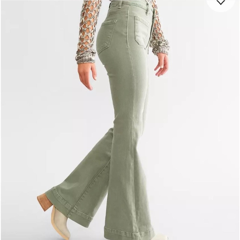 Risen Los Angeles Olive High Rise Flare Stretch jeans Size 7